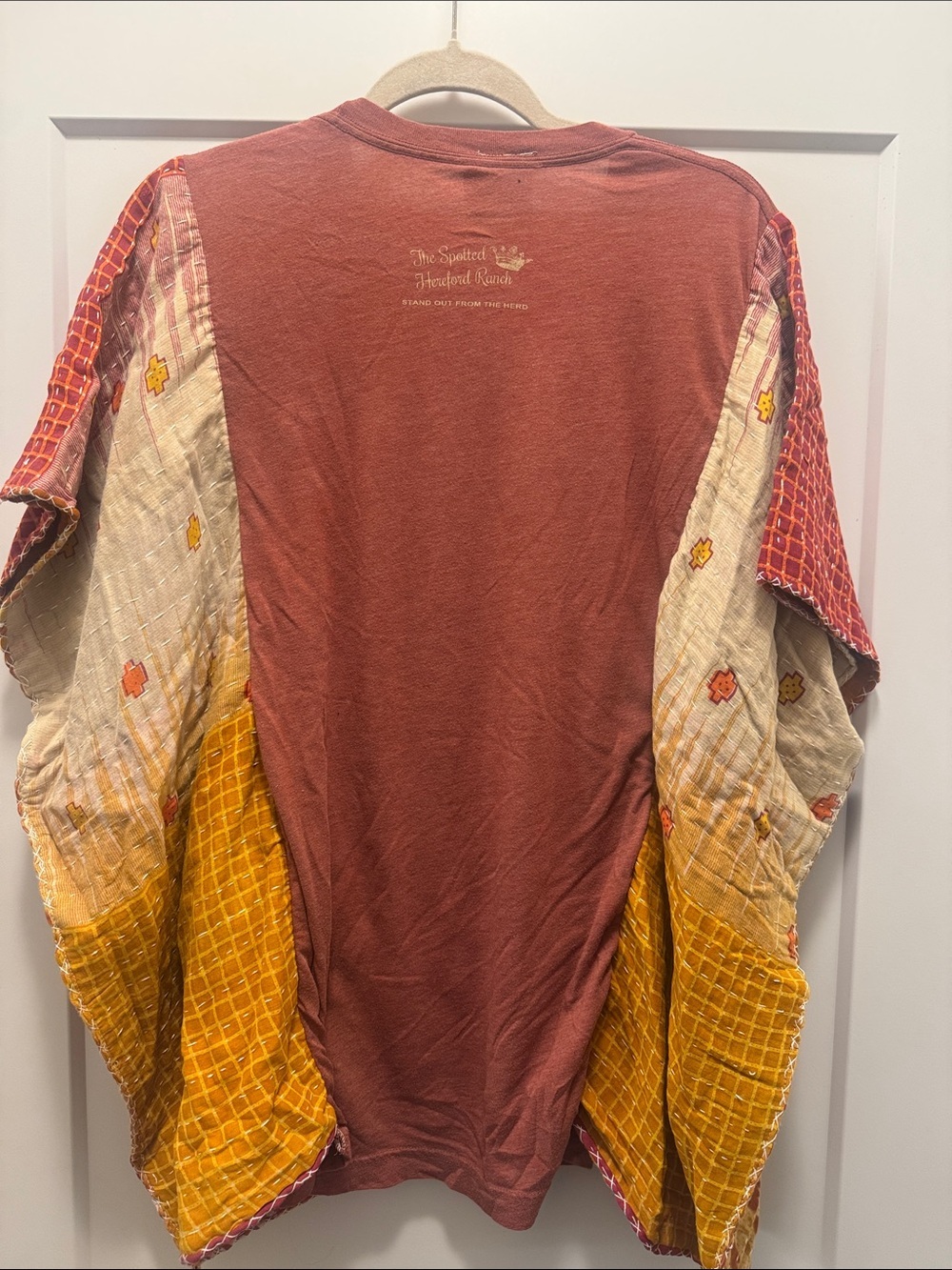 💃🏼 Upcycled Not My Rodeo Not My Clowns Graphic Tee w Kantha Sleeves. S-2x. - Picture 4 of 5